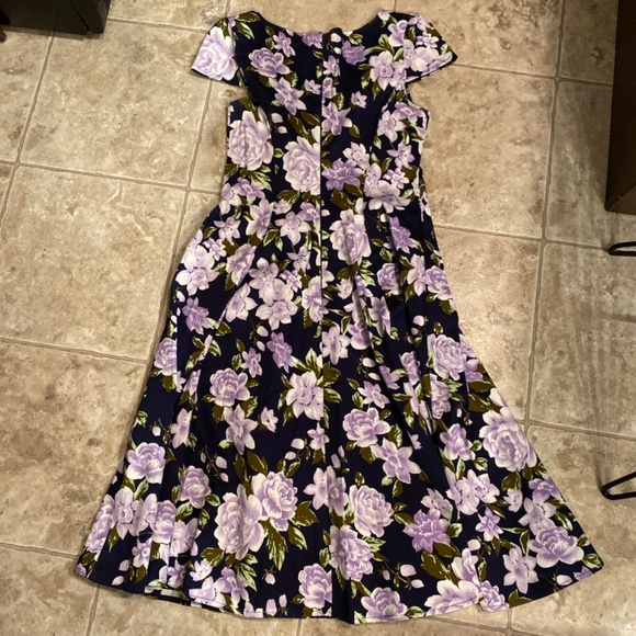 Miss Lulo dress - Picture 2 of 3